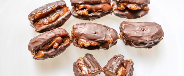 Homemade Snickers With Dates Recipe